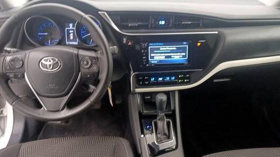 TOYOTA COROLLA IM 2017 JTNKARJE1HJ528278 image